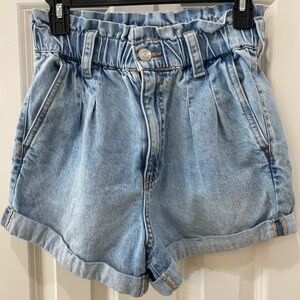 Aeropostale Mom Short, size 2 💙